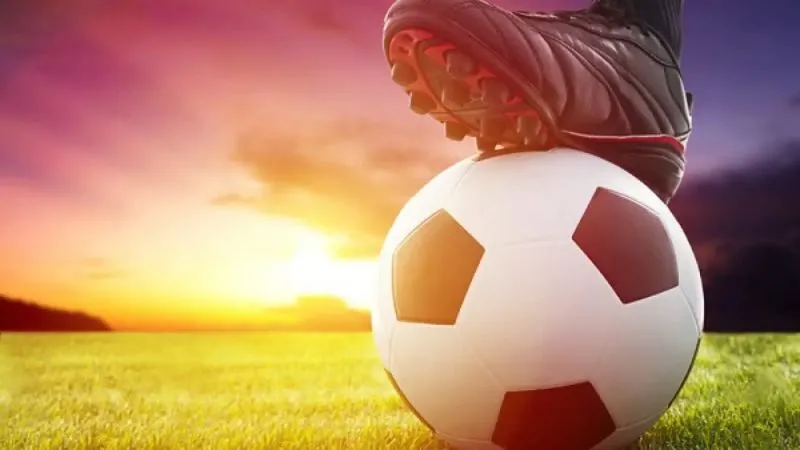 Kèo châu Á là loại kèo cân bằng sức mạnh hai đội bằng mức chấp bàn thắng