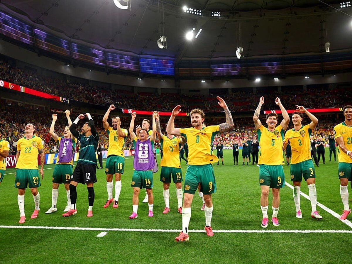 Australia rất mạnh trong thế trận phòng ngự phản công.