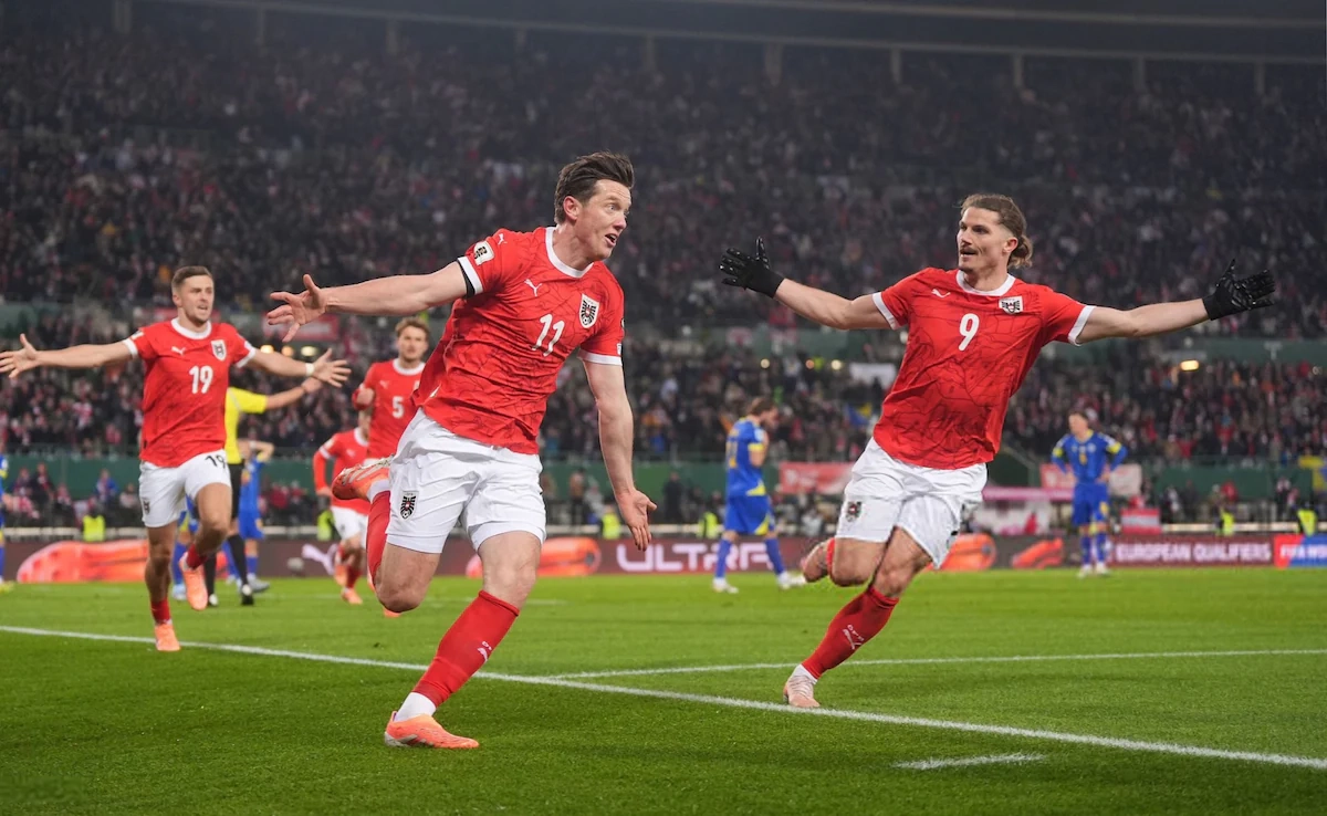 Lối chơi pressing tầm cao dưới thời Rangnick là vũ khí để khắc chế hàng tiền vệ Argentina