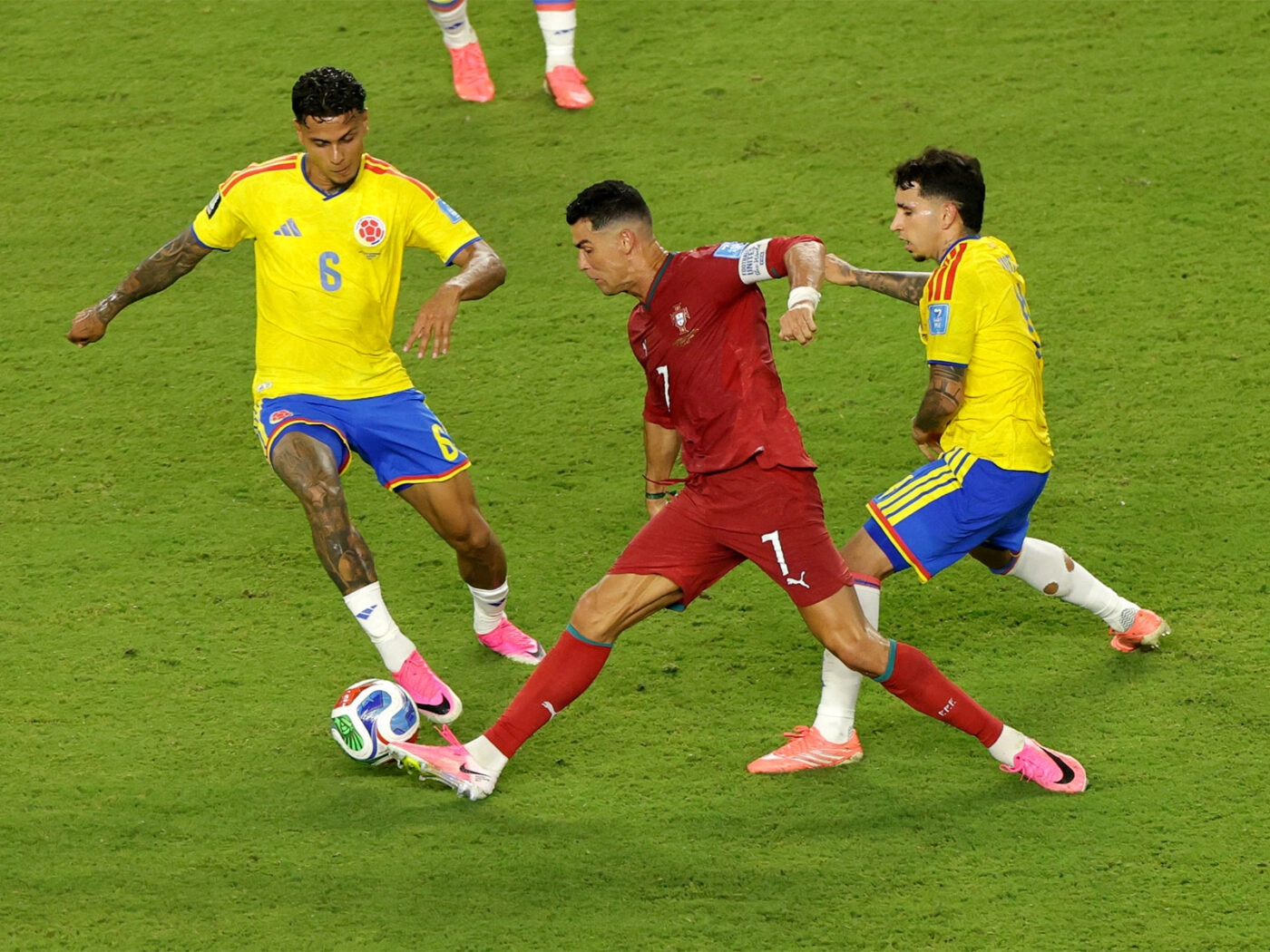 Colombia có tần suất dứt điểm mạnh mẽ khi tung ra tới 59 cú sút chỉ sau 3 trận vòng bảng